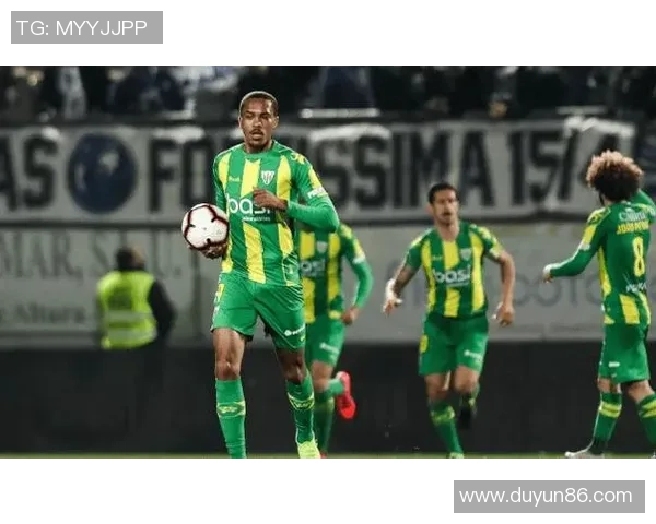 通德拉与葡萄牙国民精彩对决比分揭晓赛季战绩分析